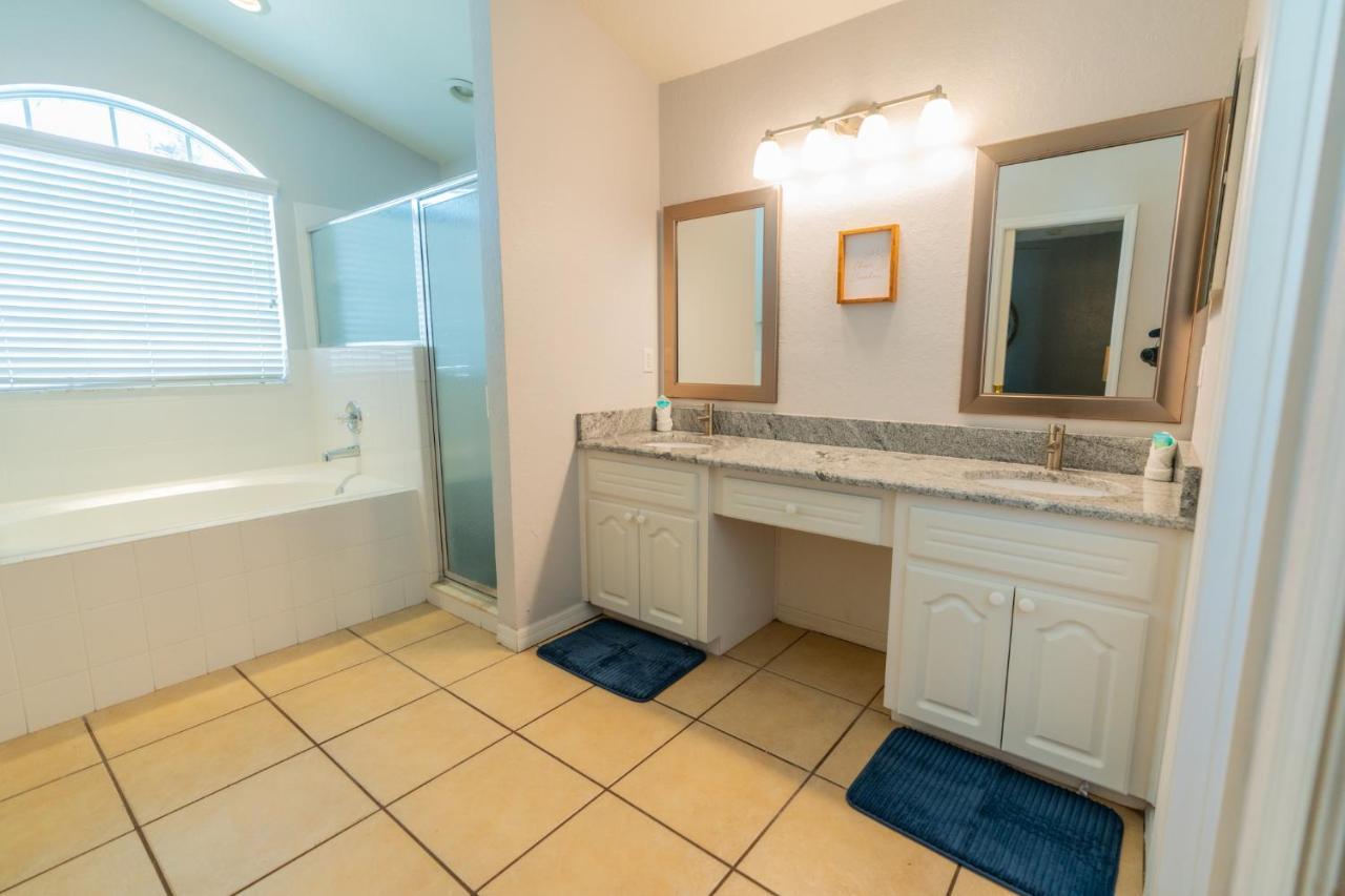 Spacious 4-Bedroom 2-Bath Abode Winter Haven Exterior photo